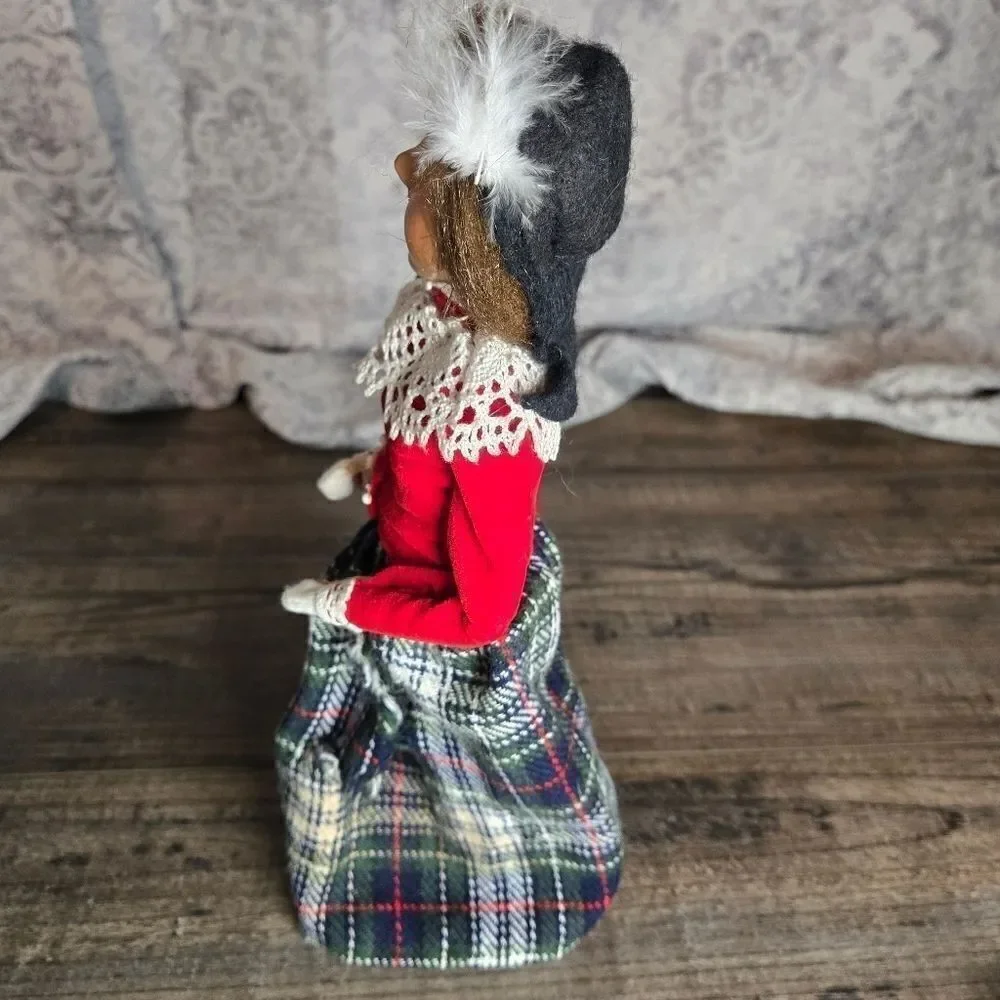 Byers Choice Ltd Crabtree & Evelyn  red sweater plaid skirt  fair condition 1997